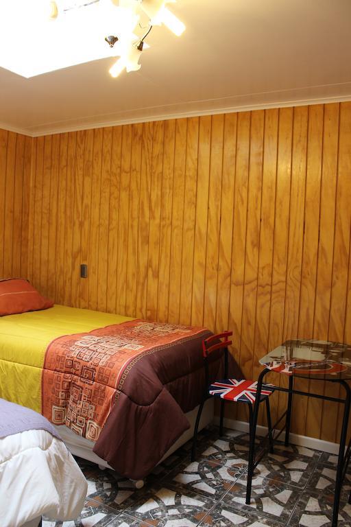 Hotel Yellow Submarine Punta Arenas Ruang foto